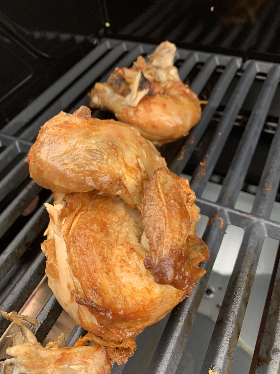 ruediger_scharf's tweet photo. Das erste #Wochenende mit #Burnhard 🍖👍 https://t.co/BCRTH3RyKG
