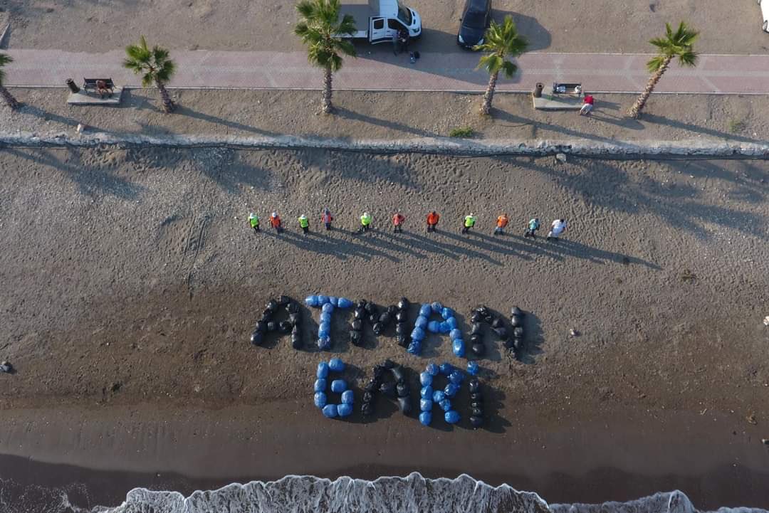 Finike hepimizin, 

“ Atman gari “