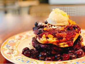 uncondiner's tweet photo. "The menu is stacked with big hitters, but their Blueberry Pancakes are ridiculously good." @partialtoburrata ~ thanks for the shout out!

Join us for brunch!

#eatunconventional #unconventionaldiner #blueberrypancakes #brunchtime #weekendwarriors #stackthemup #topofthemorning https://t.co/omCLlDMY7Y