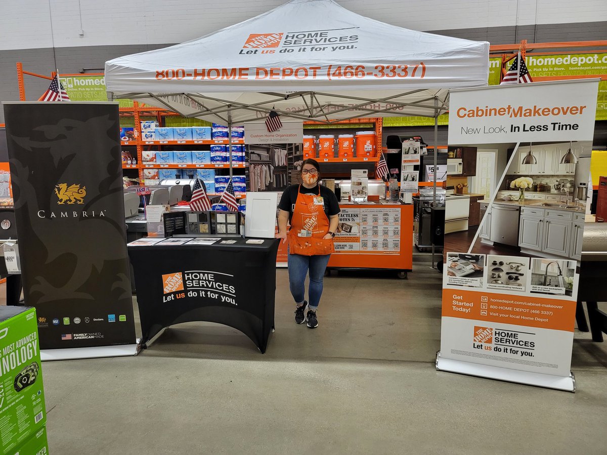 jon_thd's tweet photo. Lovely day to generate some leads! We got Jenn in the pop-up, ready to make your home improvement project a reality! @THDWoodhaven @willdingman76 @Dbates1023 @fedulchak @Wes08114866 @JULIE_ROdoubleL https://t.co/vHT6aLXg2h