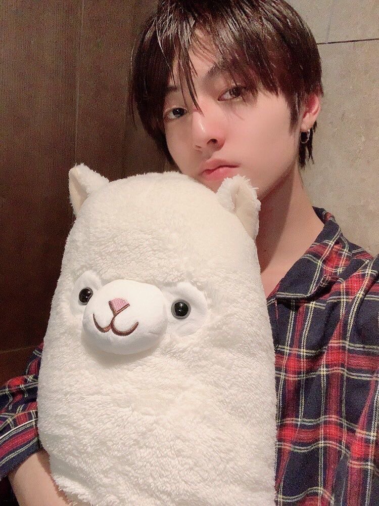 พี่คิโยะกับมาบอกฝันดีพร้อมกับเจ้าน้องเน่าด้วยแหบะ!