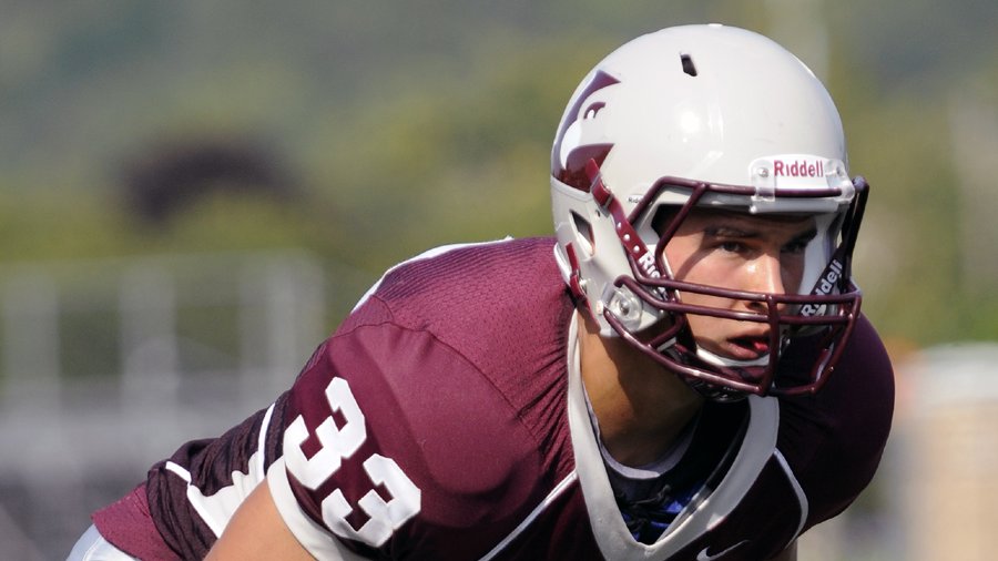 UWLAthletics's tweet photo. On This Date: Sept. 26, 2009. @UWLEagleFB earns 48-0 win over Missouri S&amp;T at Roger Harring Stadium, UWL's largest shutout margin since 1997. Aaron Johnson 3.0 TFL, Matt Winney and Dustin Drath 8 tackles. Reid Oldenburg 3 rushing TD's. Missouri S&amp;T with 10 first downs, 214 yards. https://t.co/eLigjM1Bf1