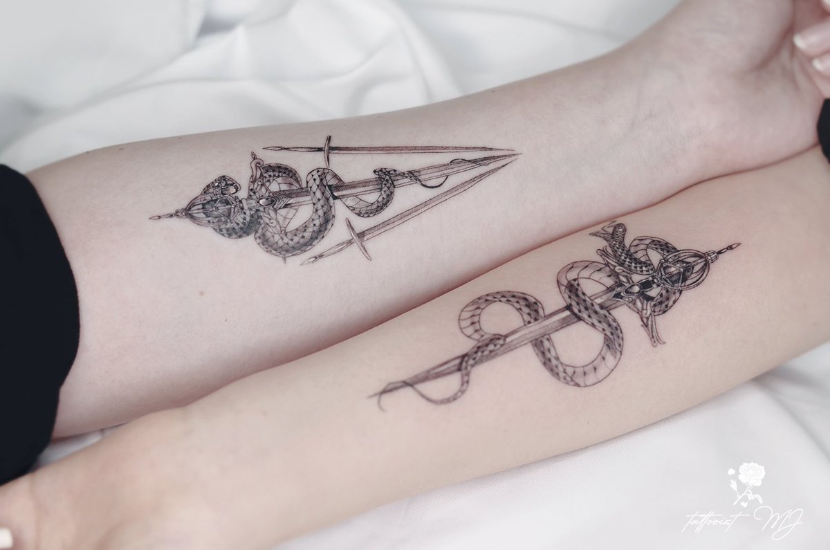 ⚡RT+팔로우 이벤트⚡

🔥3000팔로워 돌파 이벤트🔥
팔로우 해주셔서 정말 감사드립니다!😭
더 열심히 하겠습니다!💞

추첨을 통해 한 분을 뽑아

타투(5cm)+타투 스티커 세트 혹은 
음료 기프티콘+타투 스티커 세트를 드립니다!🙏

🔥추첨은 10월 중순에 합니다!🔥

#rt #RT #RT이벤트 #RT이벤트