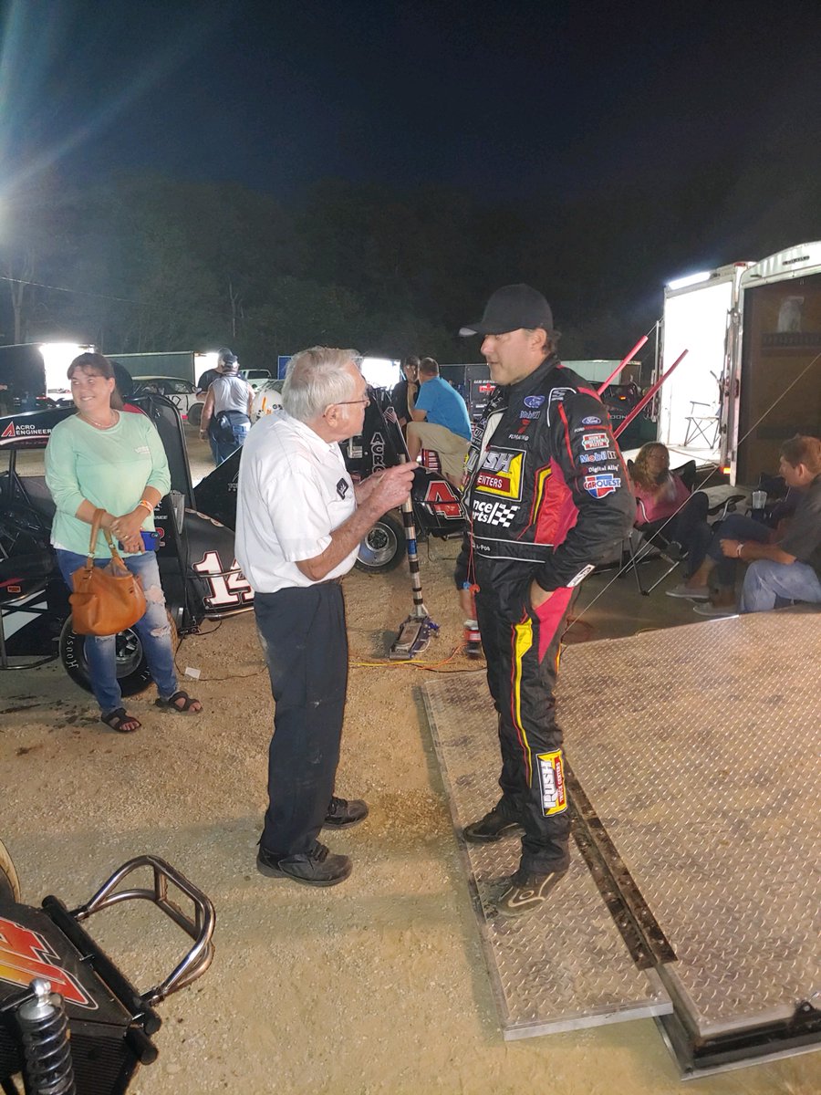 RacewayThunder's tweet photo. Tony said it was the highlight of his night to meet and talk to Salem's legend Gerald Dixon. Tony watched him as a kid racing. https://t.co/st6r1vlUZA