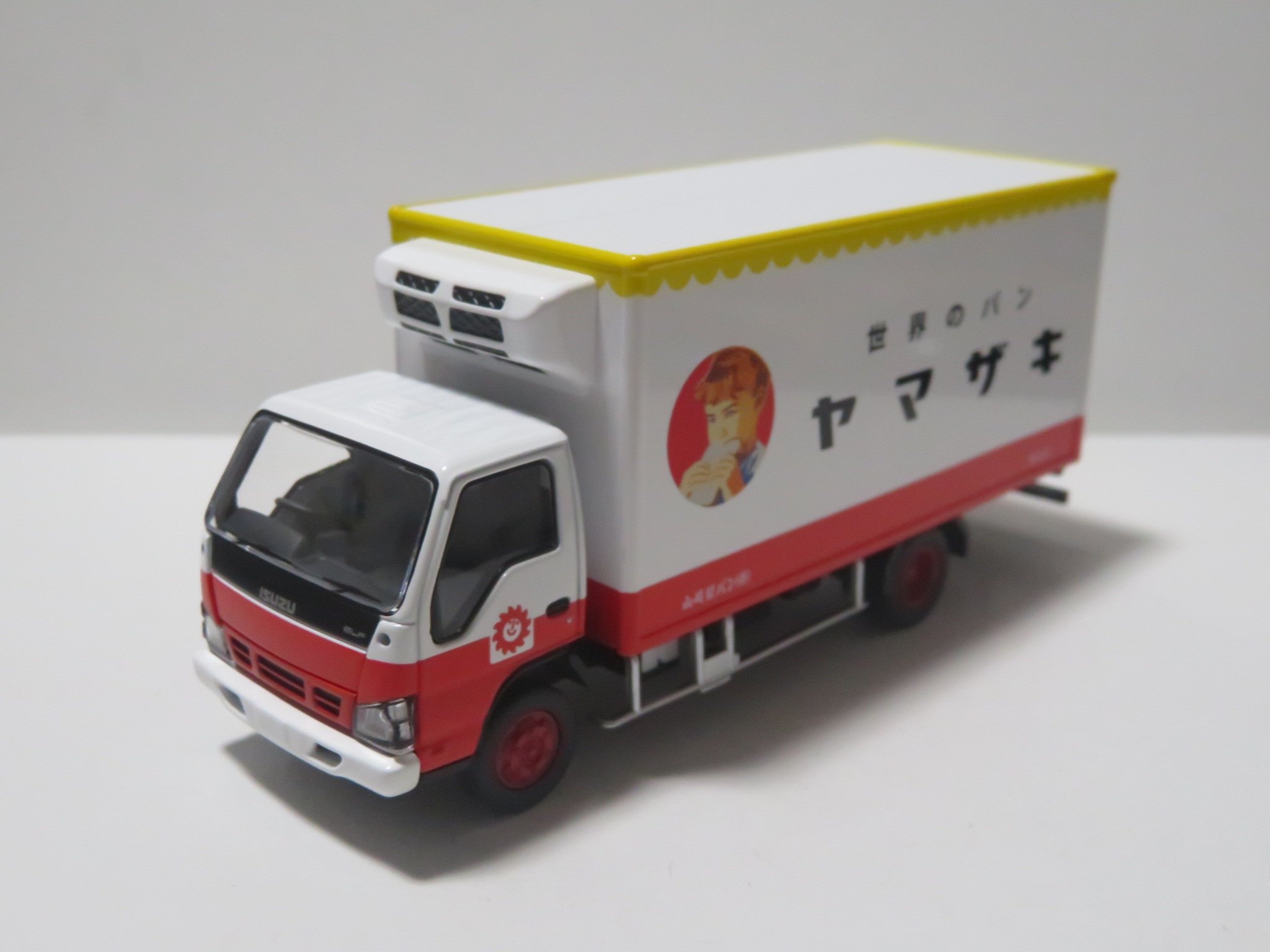 トミカリミテッドヴィンテージ ネオ いすゞエルフ パネルバン ヤマザキパン LV-N195b いすゞエルフ パネルバン（ヤマザキパン） | 製品を