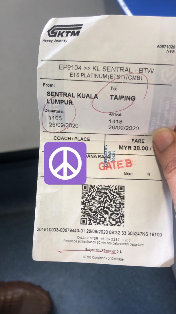 Ini merupakan tiket ETS. Ada tarikh, destinasi, masa dan tempat duduk. Pastikan semua itu betul la sebelum tinggalkn kaunter. Kalau beli online, pastikan pilih betul2. Kang salah kang nanti kena denda RM100 + harga destinasi oleh staff yg check tiket dlm train