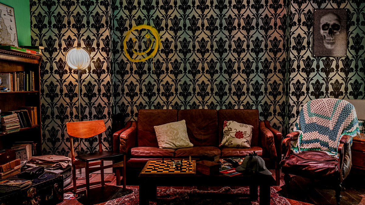 Sherlock Bbc Living Room Wallpaper