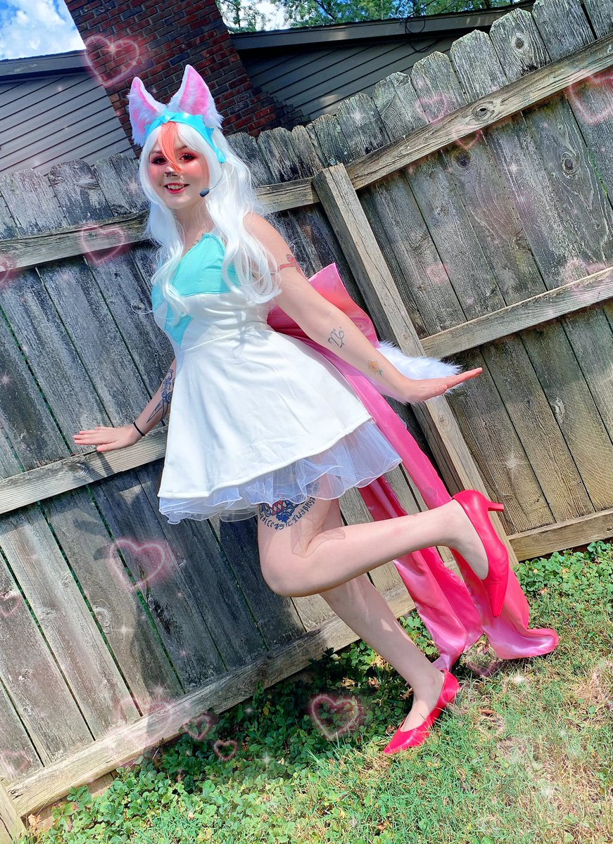 SugarCosplays's tweet photo. 💗 Déesse Louve! 💗
-
Happy Saturday friends! I hope you have a lovely weekend ^^ 💗
.
.

#nazuna #bna #bnacosplay #cosplay https://t.co/PzBfFQjkDM