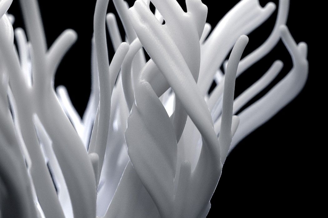 alcadesign's tweet photo. These 3D-Printed lamps were designed using algorithms that copy coral growth patterns https://t.co/dJEz4osVMV https://t.co/BXpBQDQg8k