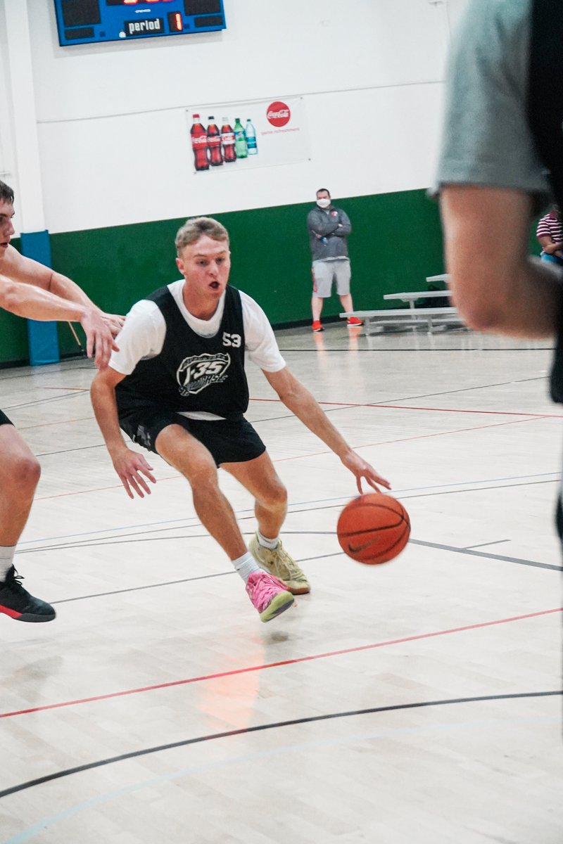 WhosNXTaa's tweet photo. The @i35showcase_MBB is underway in Dallas! Watch live on https://t.co/szzlEYTehH https://t.co/f8Qrq3EHoN