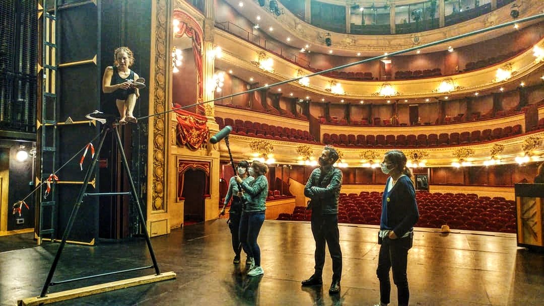 Ludi_vin's tweet photo. Sur le fil...
Création en cours d'une performance sensorielle à @OperadeRennes à l'occasion de "Operamorphose", marathon creatif de 72h ! 😌
#opera #OperaMorphose
#art #rennes #bretagne https://t.co/V9b8Xrp863