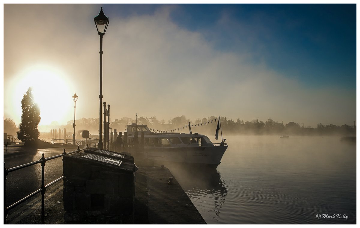 Early morning fog on the river this morning 
#carrickonshannon
#leitrim
#ireland
#dronephotography
#foggymorning
#RiverShannon
#cruisers
#moonriver
#bridge
#bestofireland