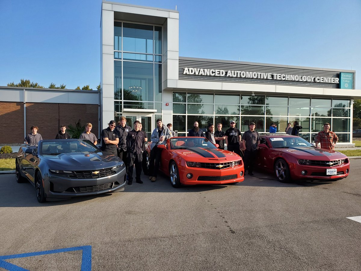 Tedjs's tweet photo. Training the next generation of @GM service technicians. New #GMASEP class with our @chevrolet Camaro donation vehicles. @mtbarra @GMdudeinNA https://t.co/haWcXU9d1O