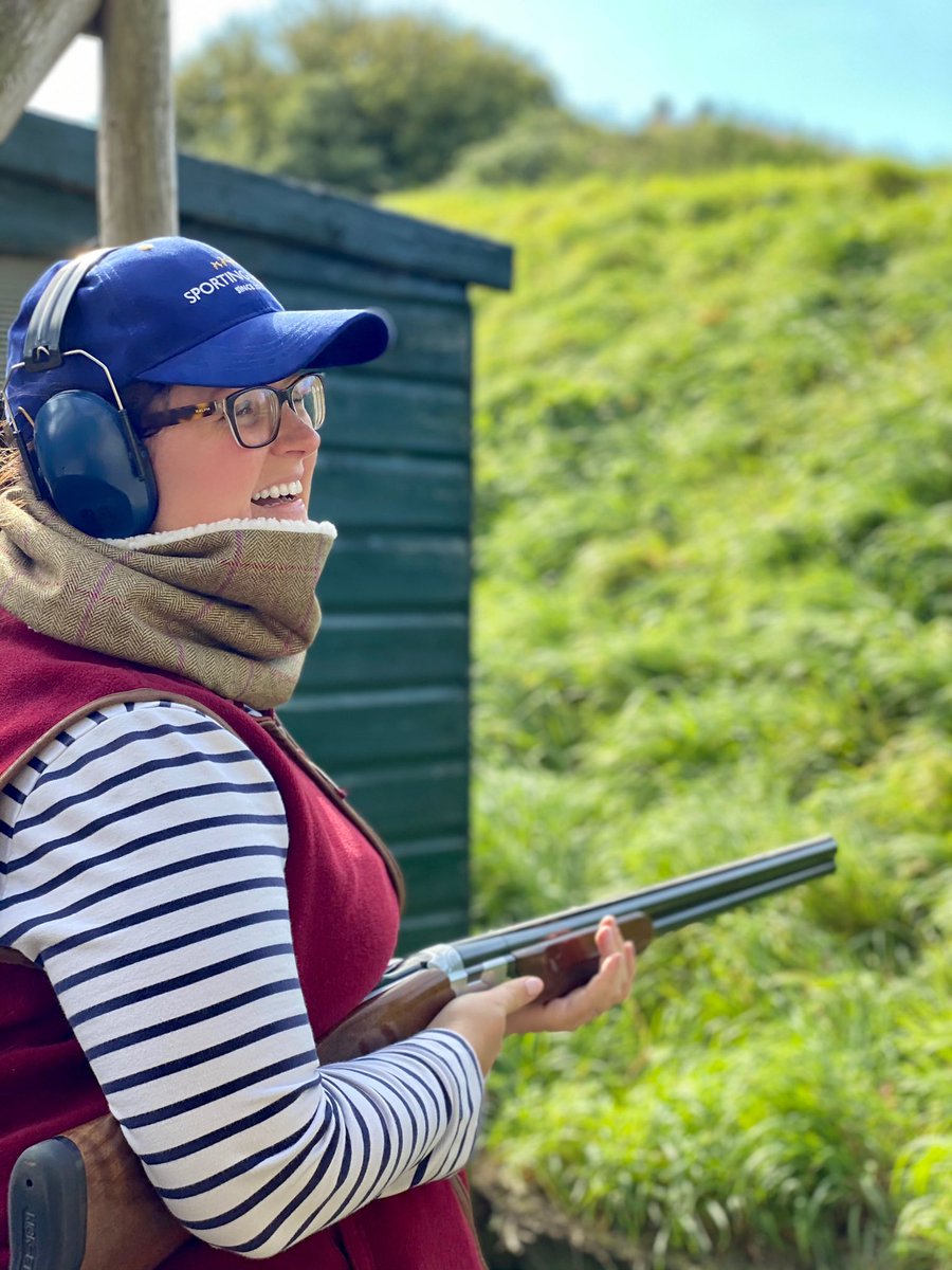 AimeesTweets's tweet photo. Had the best day with @ChelseaBunClub at @BarburyShooting today #pewpewpew #BunClubIsBack π₯ https://t.co/GSmRBcr2j2