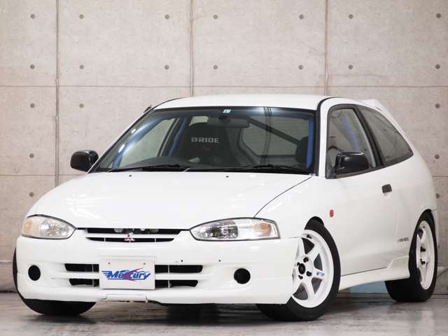 永島裕士 ミラージュrs 打倒ホンダをコンセプトに掲げたホットハッチ ホイールベースも短くなにげに基本設計はek9より競技向きだったのに三菱のやる気が途中でどっかに行ってしまったせいで相手にならなかった でもスタイルはいいし内装や白地の