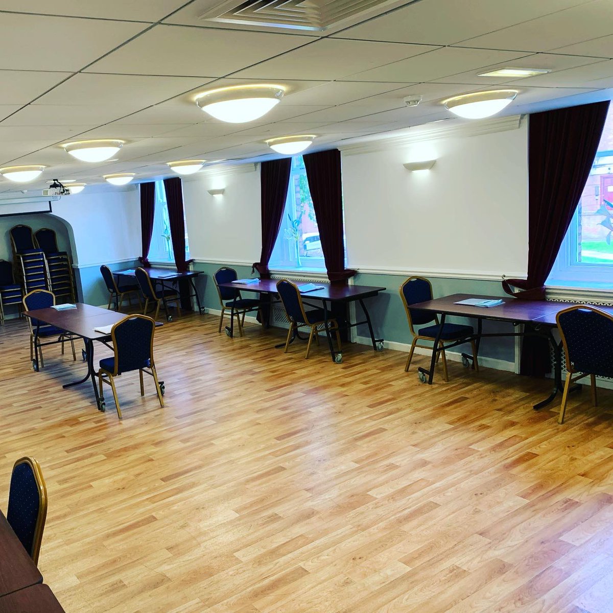 FCLdarlington's tweet photo. Thinking about tuition? First Class Learning supports children of all ages and abilities to reach their full potential in #maths #english and #science
#exampreparation #schoolhomework #tutorsnotcomputers #enjoymentinlearning https://t.co/TUKW9yokQN