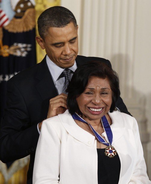 Day 11: 9/26School desegregation history in the US often leads with Brown v Board, but it built on earlier cases that paved the way, including the case brought by Sylvia Mendez & her family in CA. Sylvia has been a champion for civil rights ever since.  #HispanicHeritageMonth