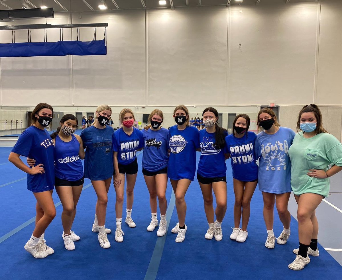 MidlothianCheer's tweet image. Jv stunt camp!! #misdproud #midlocheer