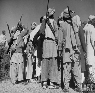 On 21/22 Oct 1947, Pakistan unleashed OP GULMARG spearheaded by a notion of Jihad and radicalised Pashtun Tribal Lashkars led by Pakistani Officers.Muzaffarabad, Uri & Baramulla were attacked.