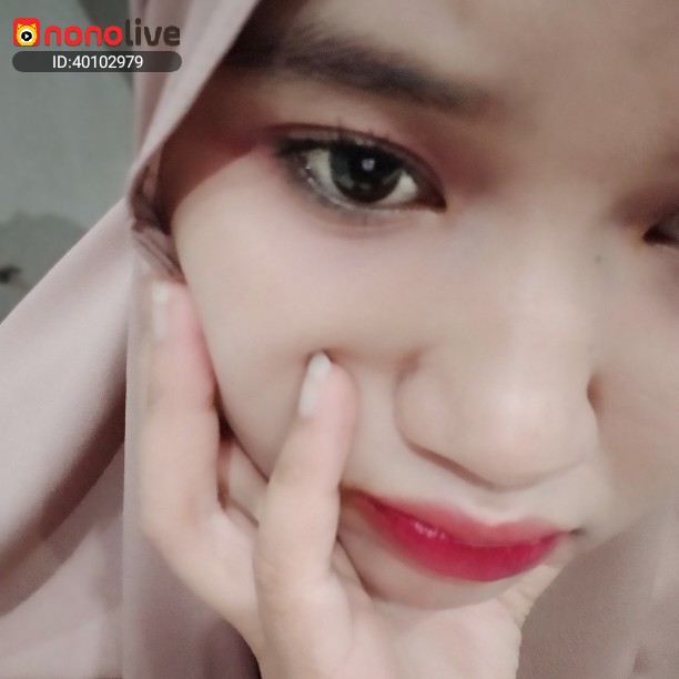 DwifitriHanday9's tweet photo. Mari lihat live DwiHandayani1, seru dan menarik sekali! https://t.co/laEytvSSDk https://t.co/3fojmCGgbS