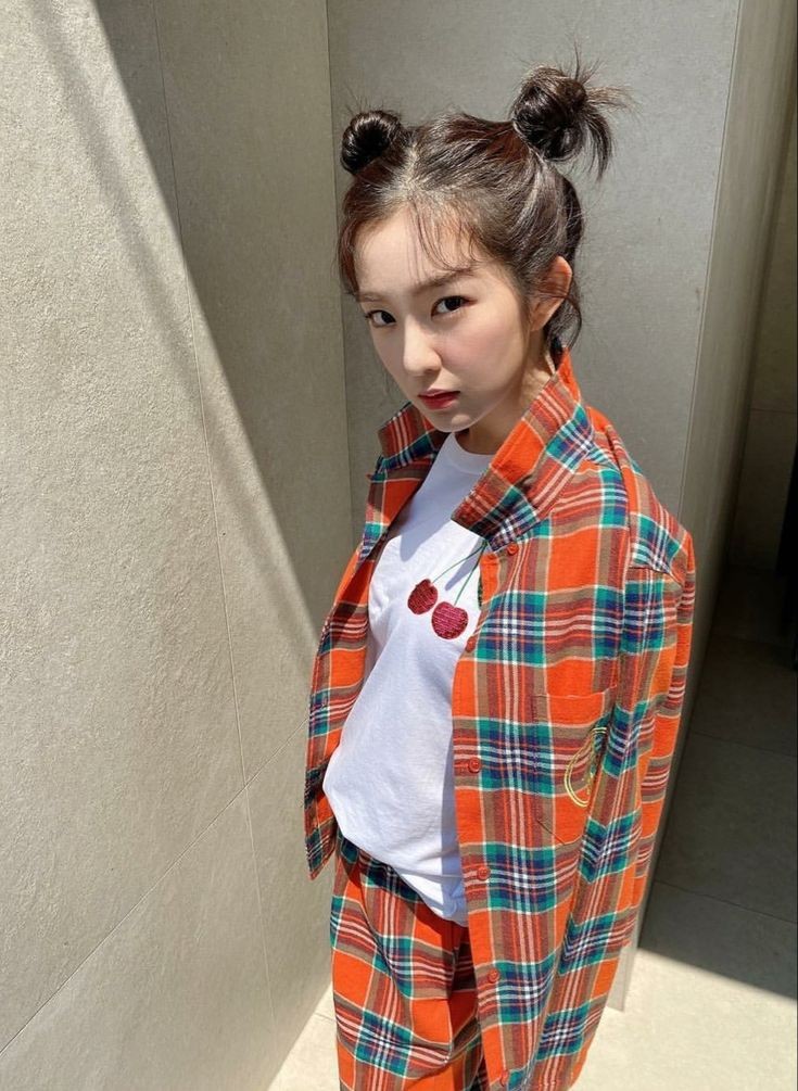 lilsoniaruby's tweet photo. วันนี้ไปเดทกับพี่เนเซียมาแหละค่ะ แต่งตัวน่ารักไม่ไหวเลย พี่เนเซียจะรู้มั้ยนะว่าเค้าหวงมากแค่ไหน😤 https://t.co/0VbBFSXDeh