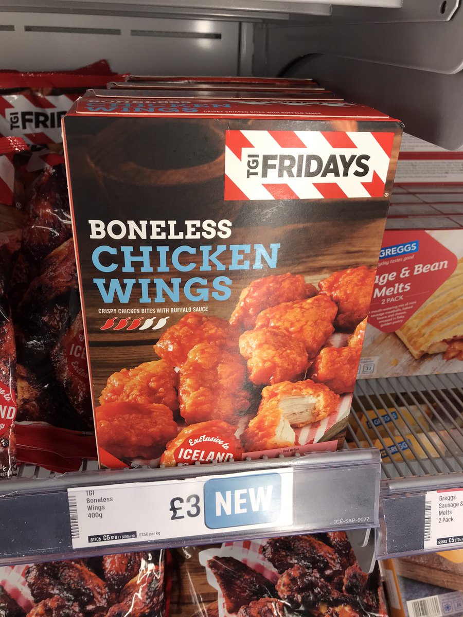 All_Things_New_'s tweet photo. Swipe for all the TGI Fridays food thatโs now in Iceland! ๐ @TGIFridaysUK #tgifridays #chicken #chillibeef #fries #bacon #cheese #skins #wings #chickenwings #onionrings #mozerrella #wellthisisnew https://t.co/1itIZTSbnw
