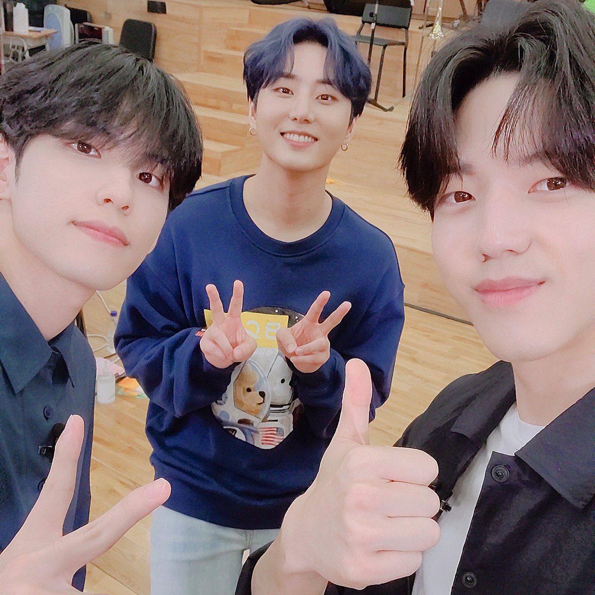 DoWoonChile's tweet photo. [ TWITTER | 20.09.25 ] #Dowoon en la actualización de #DAY6.

Cr. day6official 

#DAY6 #데이식스 #Dowoon #YoonDowoon #The_Book_of_Us_Gluon #The_Book_of_Us #Gluon #Even_of_Day https://t.co/GZCSbD20A7