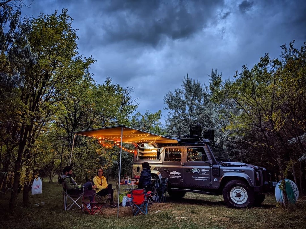 tom_r_allen's tweet photo. Enjoying the end of days. #defenderjourneys #ClassicDefender https://t.co/MyMgIePVo8 https://t.co/QSzyXQN3JZ