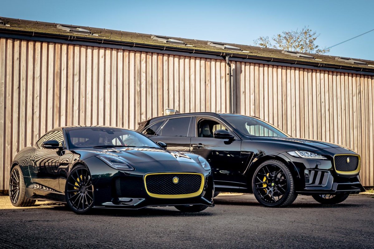 ListerCars's tweet image. The ideal two car garage?