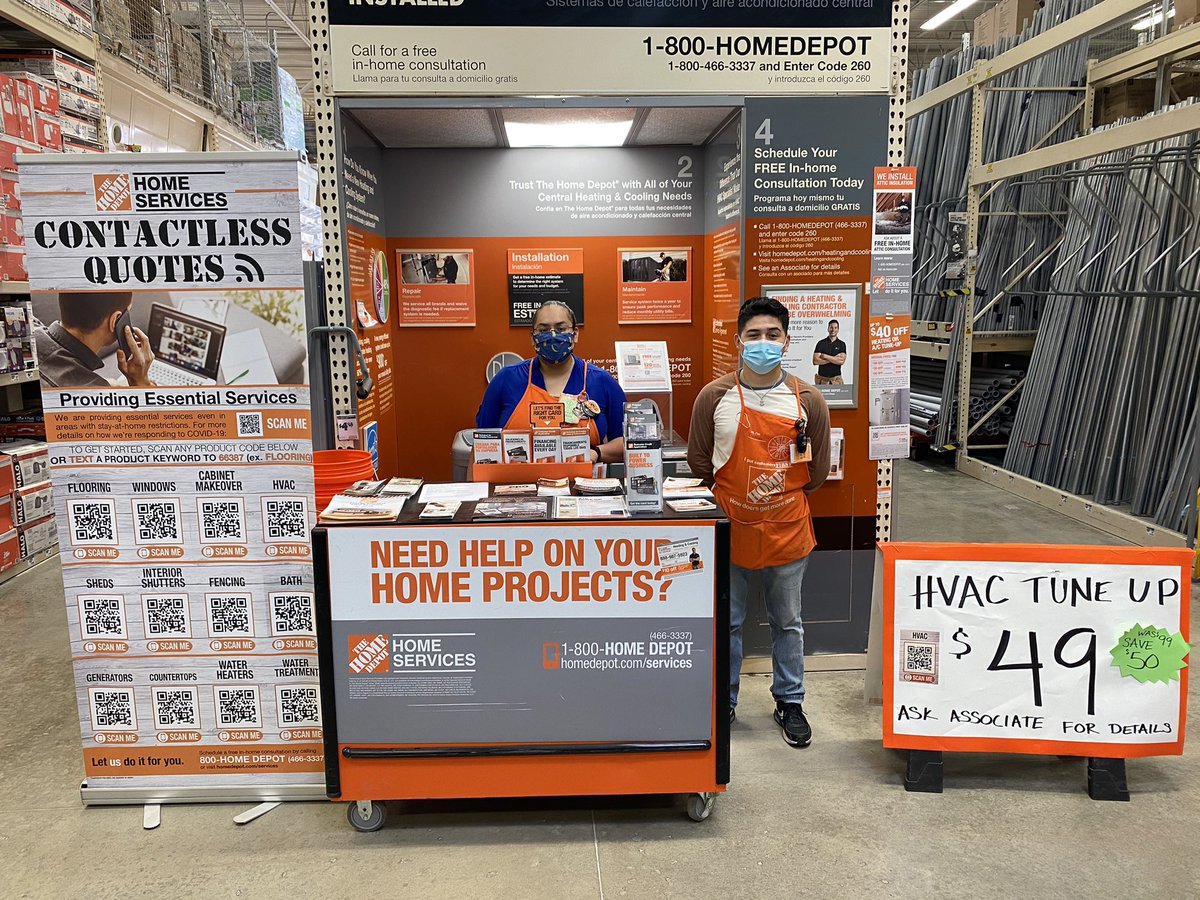 Gtrox_93's tweet photo. D30 specialist Jessica and D90 cashier Timothy out here driving Leads and Services!! @AccAreta @guest_charles @ericbernal01 @AngelicaM831 #PoweroftheGulf #D91servicerecognition https://t.co/cyQbe13z7z