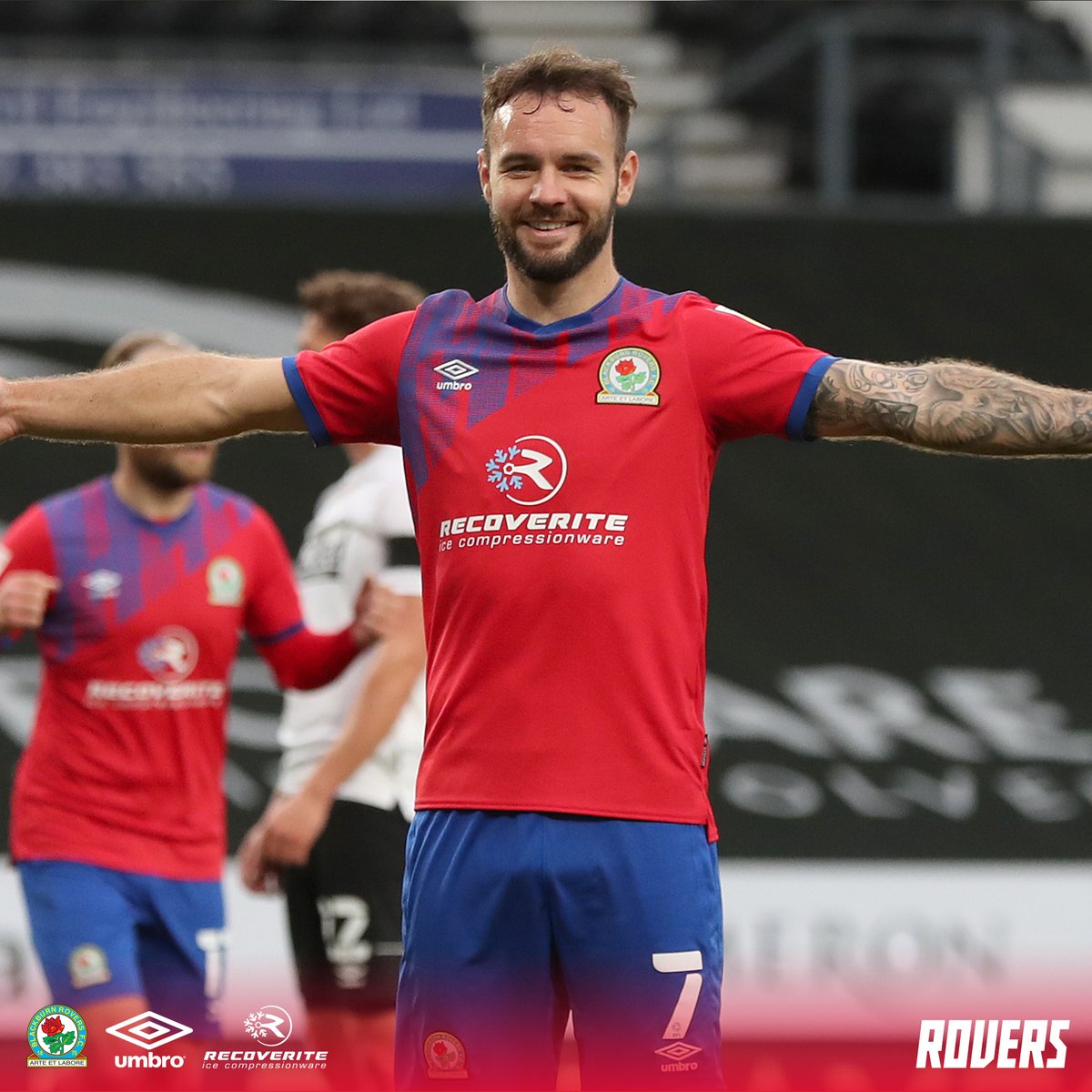 Rovers's tweet photo. 😇 Oh you! 😍

#Rovers | #DERvROV 🔵⚪️ https://t.co/fmXxjclZZd