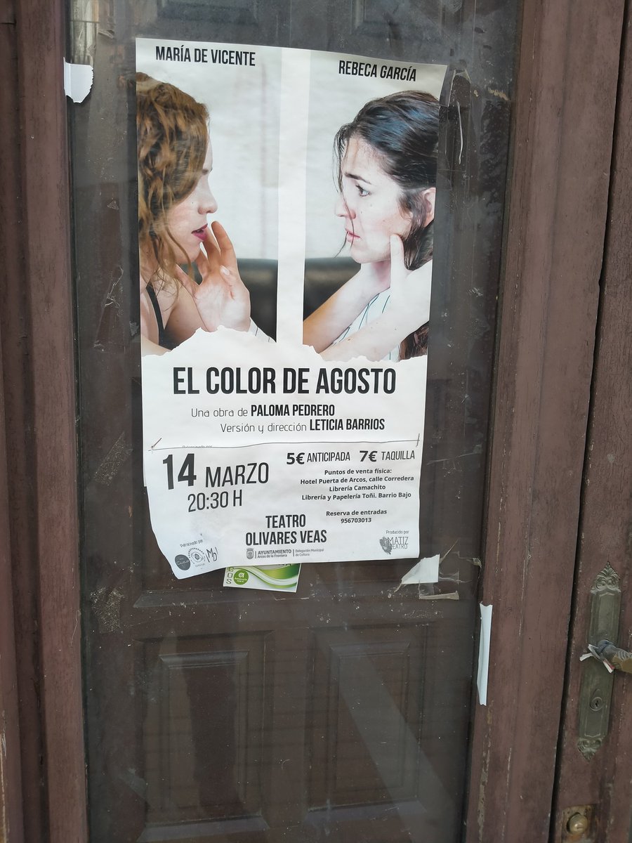 yokimdiaz's tweet image. @mariadevicente_ @RebecaElf mira lo que se encuentra uno caminando por Arcos de la Frontera...