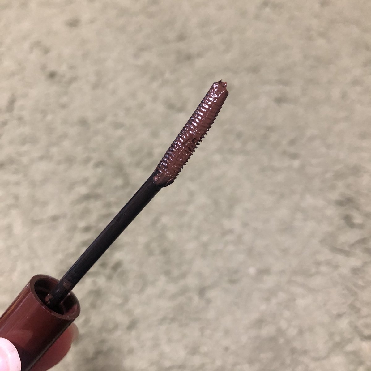 ツインズコスメ キャンメイクのクイックラッシュカーラーはまつげのカール力が抜群 変にマスカラ下地を使うより全然 コームに付く マスカラの量が気になるのが難点だけど 気をつけて塗ればダマになる心配もなし 透明タイプを試したい ツインズコスメ