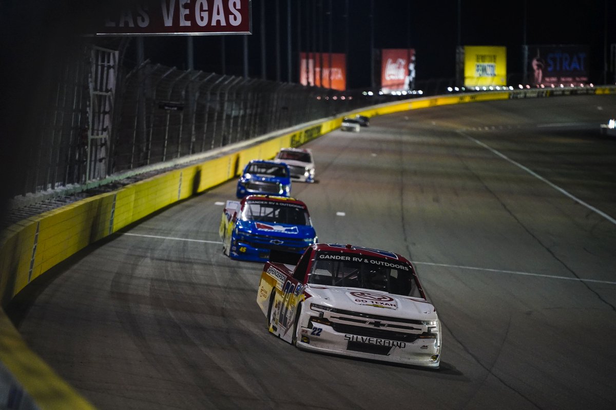 Flat tire busts solid performance for @AMRacingNASCAR and @AustinWSelf @LVMotorSpeedway
#WorldofWestgate200 Recap: https://t.co/piN19xycBA
#NASCAR | #ToughTrucks | #TexasProud
PC: @BarrVisuals https://t.co/SZKoPMzCf7