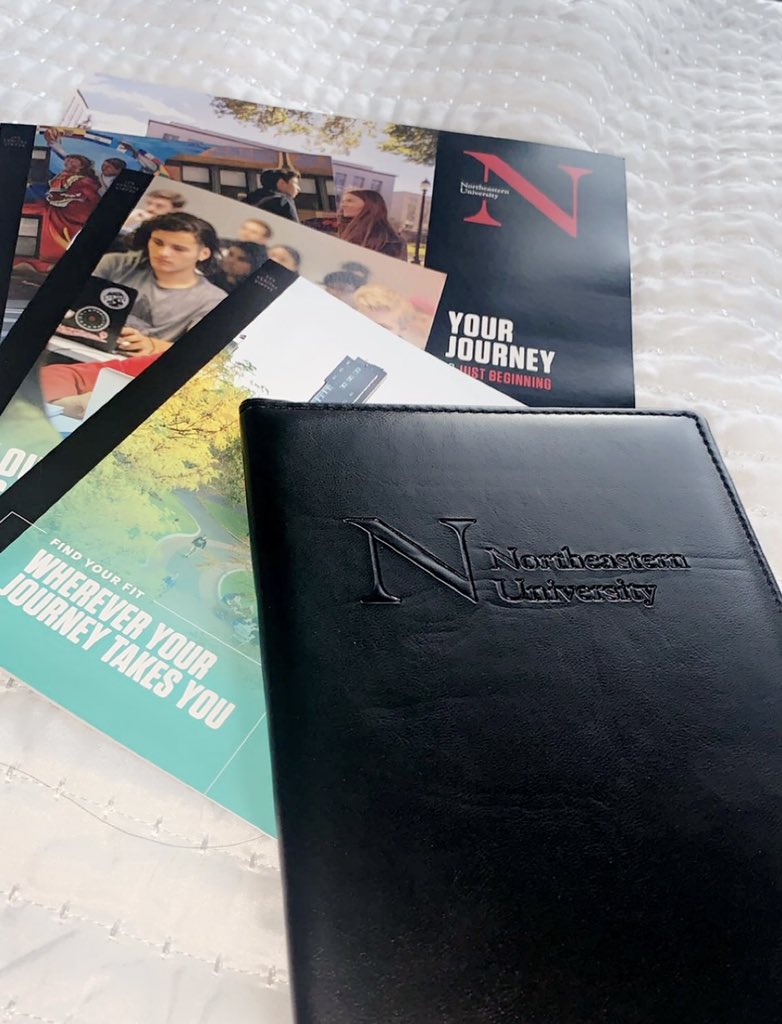 Thank you so much for the padfolio, I will definitely be using this to keep track of my Northeastern application!
@NUAdmissions @Northeastern ❤️🖤 #GoHuskies https://t.co/BVCXZCdi2x