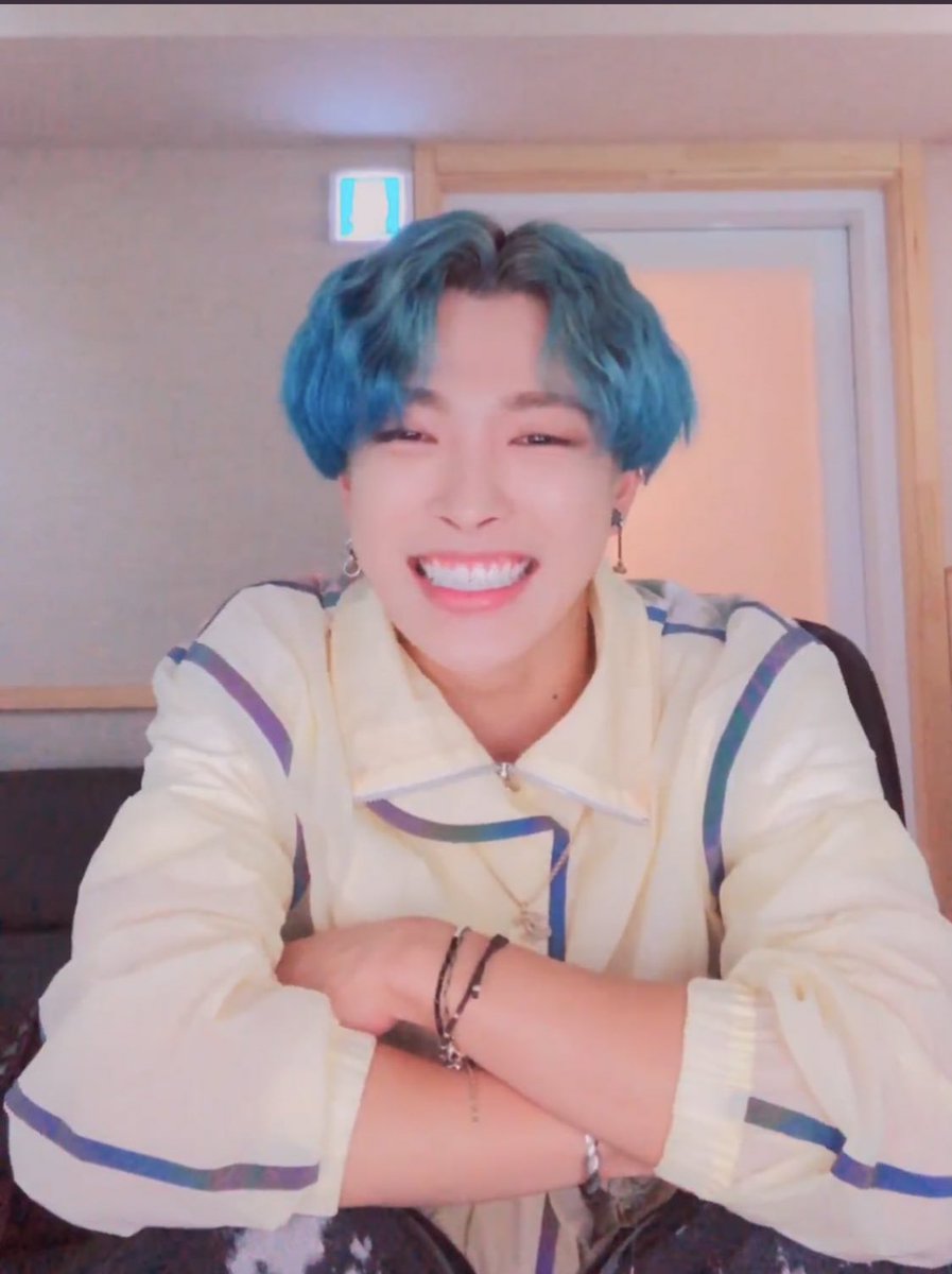 Hongjoong:  words of affirmation and quality time