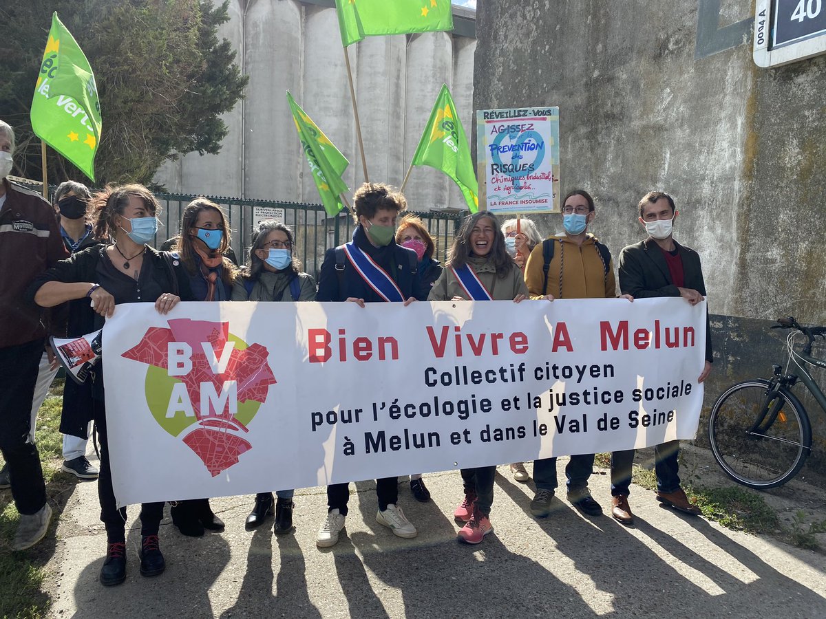 BVAM présent au rassemblement devant ValFrance qui stocke des engrais à base de nitrate d’ammonium pour alerter sur les risques industriels présent sur notre territoire #VauxlePénil #Melun