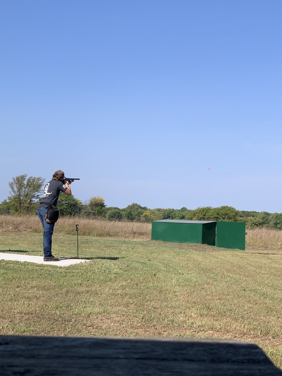 NickBarnes1414's tweet photo. Chase Augur Memorial Trap Shoot ⁦@BluestemLions⁩ https://t.co/OcFnCCriyi