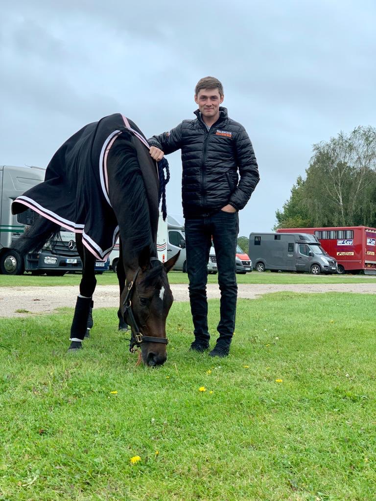 Well he did it!! Soldier on Parade winning <a href="/MarketRasenRace/">Market Rasen Racecourse</a> and bringing up his 3 timer!! Massive thanks to <a href="/almracing/">Amy Murphy Racing</a> &amp; her team <a href="/jackquinlan92/">Jack Quinlan</a> for a fantastic ride. Exciting times ahead #hostagestofortune 🏆🐎💨🍾