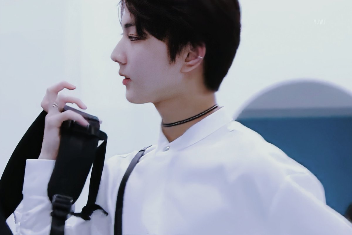 a thread that everyone need:Jungwon& #39;s side profile