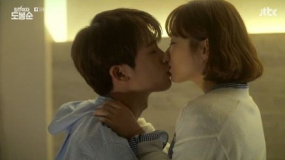7. Strong Woman Do Bong Soon This drama is amazing. It is the first of all dealing with social issues which are for women and encourage women empowerment. One thing i love the most is sweet rom com scenes.And CEO who is deeply in love with bong bong #ParkHyungsik  #ParkBoYoung