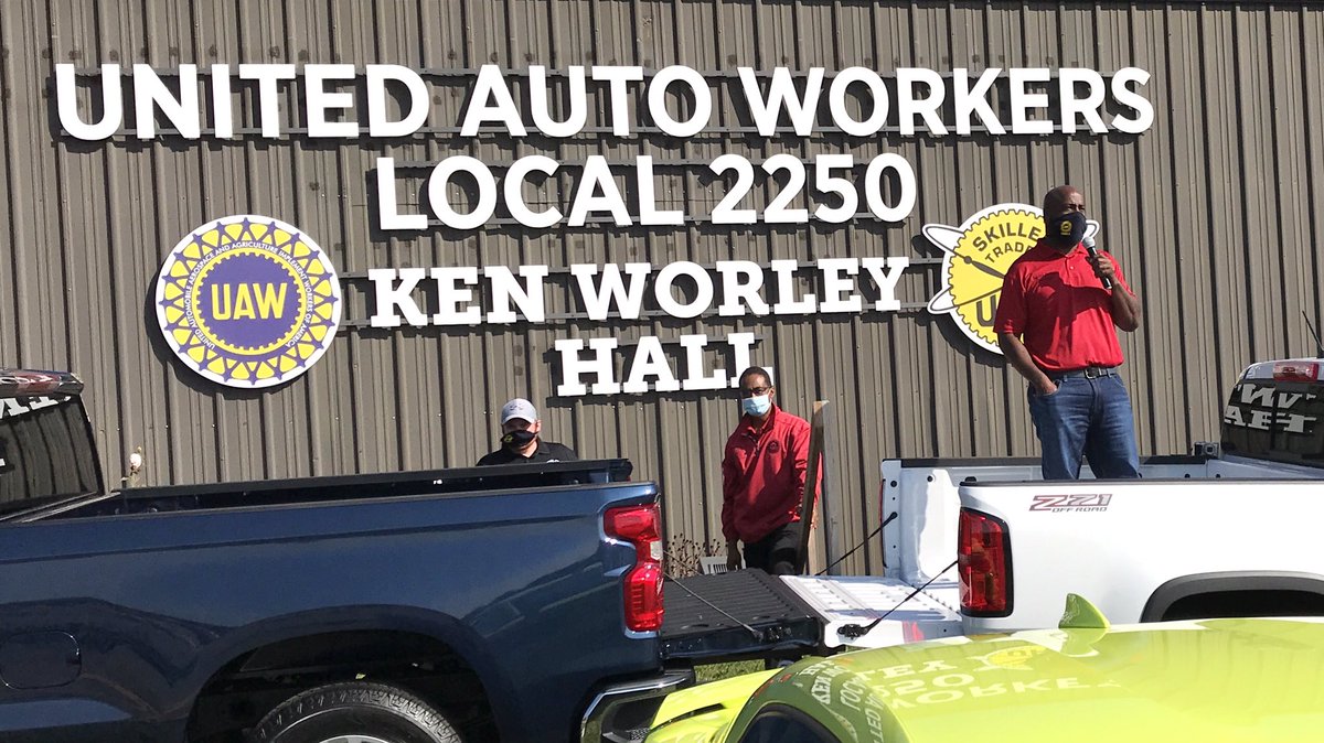 UAW2250's tweet photo. 2250 Day Of Action 
Mayor Nick Guccioni and other Pro Labor candidates visited our 2250 Union Hall to talk about the upcoming election in November and pledge their support for labor. https://t.co/vRLMv6bGFc