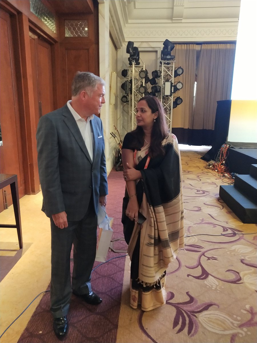 amithpr's tweet image. #PRAXISmemories
One year after #PRAXISGoa
Time flies 

Rare pictures of some great men and women.
#PRAXIS8

What&apos;s your memory?