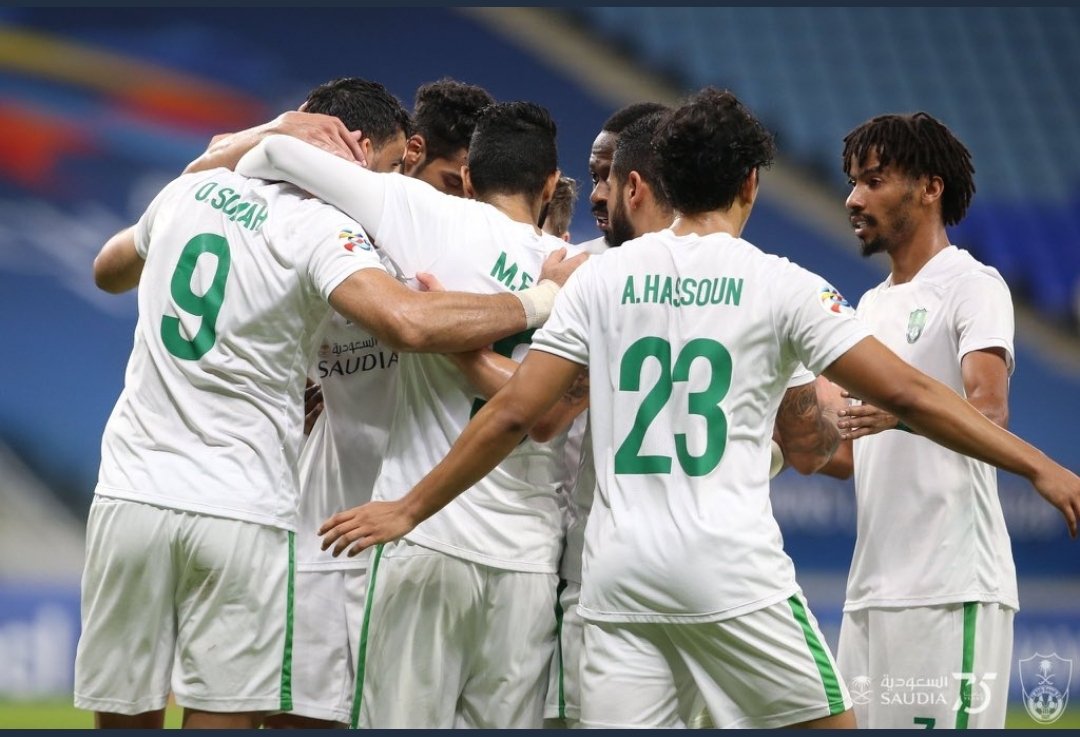 الحمدلله على التأهل. مبروك للأهلي وجمهوره. الروح والرغبة تغلب على المصاعب. 💚.