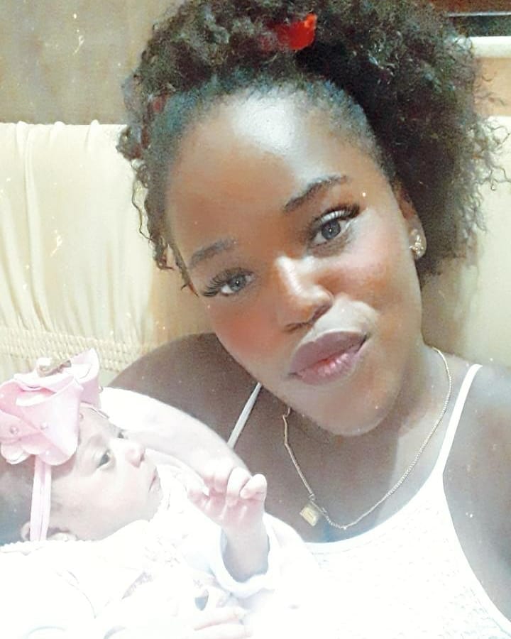 RubroOoNegraa's tweet photo. Feliz 1 mês pro meu 8° pacotinho de amor... Ser Dinda é ser um pouco de td, amg, mãe, aquele ombro amg q nunca vai cansar de ti escutar e aquela q " nunca " vai dar um "não" , até pq agente dps q vira dinda esquece dessa palavra kkk ti amu mh bê reborn da Diinda🤞💗🥳
#Sosofaz1 https://t.co/6DAc16y86s
