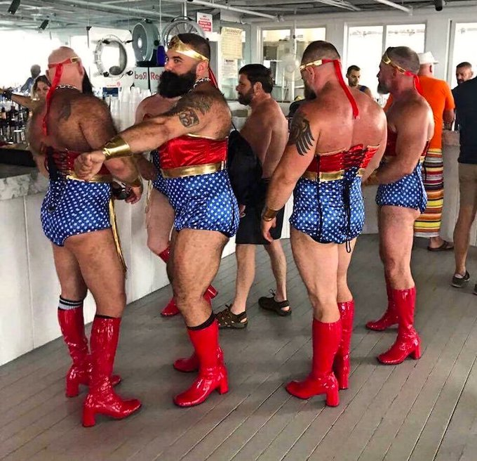 PROUD BOYS AFTER-PARTY(looks like fun)