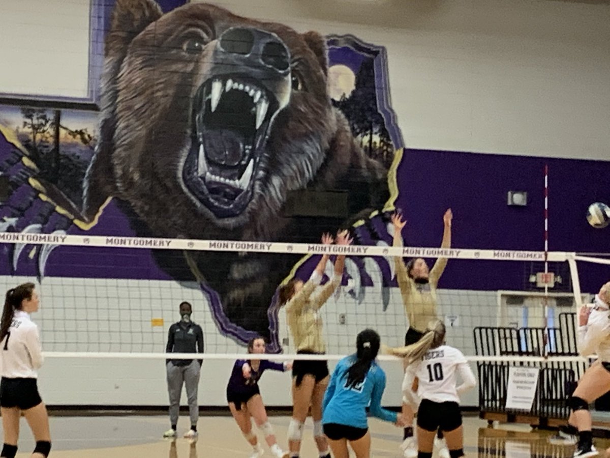 Bears win 3 matches to 2 over Conroe!