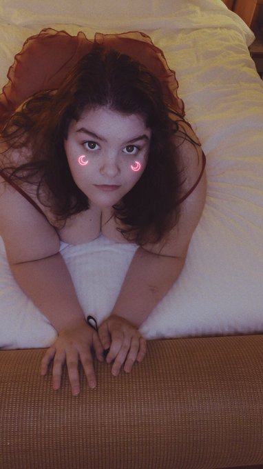 you wish you could have me like this https://t.co/HWDKZuoBZX<a href="/tag/newprofilepic"class="tags"><span>#newprofilepic</span></a>