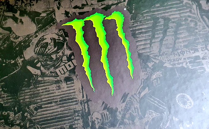 Monsterenergyのtwitterイラスト検索結果 古い順