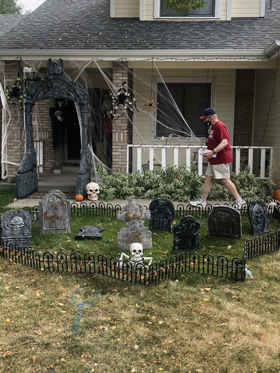 bobmccluskey's tweet image. Spooky 👻🎃 afternoon here in Larimer County! 

Great to meet some voters, &amp;amp; great spirit Larimer, keep it up! 🇺🇸
#KeepLarimerLocal 
#McCluskey4Larimer